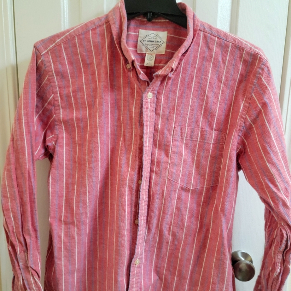 St. John's Bay dress shirt.